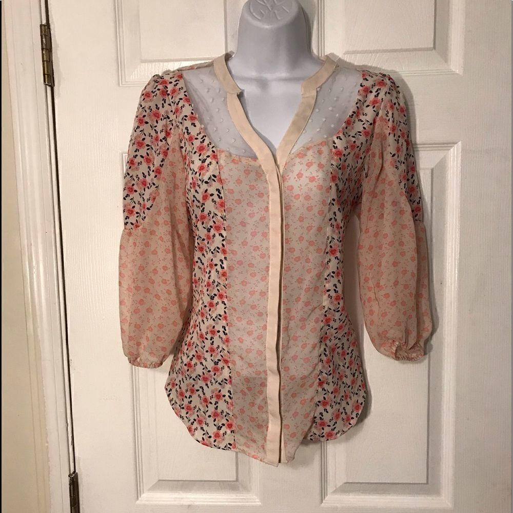 🌈Lauren Conrad XS Button Up Top! - Picture 1 of 7